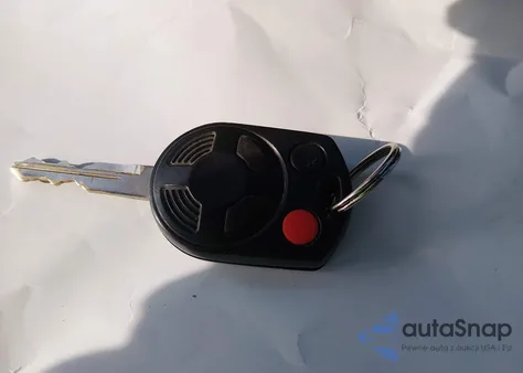 2010 Mercury Milan z USA, uszkodzony, nr VIN 3MEHM0HA6AR613244